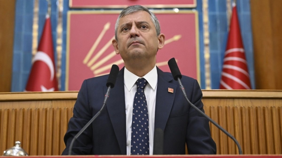 Financial Times, Özgür Özel’i manşetlerine taşıdı: Erdoğan’a karşı meydan okuma