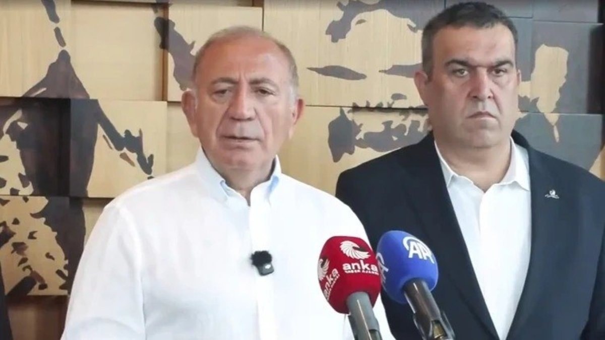 Gürsel Tekin’den ‘figüran’ iddialarına yanıt: FETÖvari tezgahın sorumluları bulunacak
