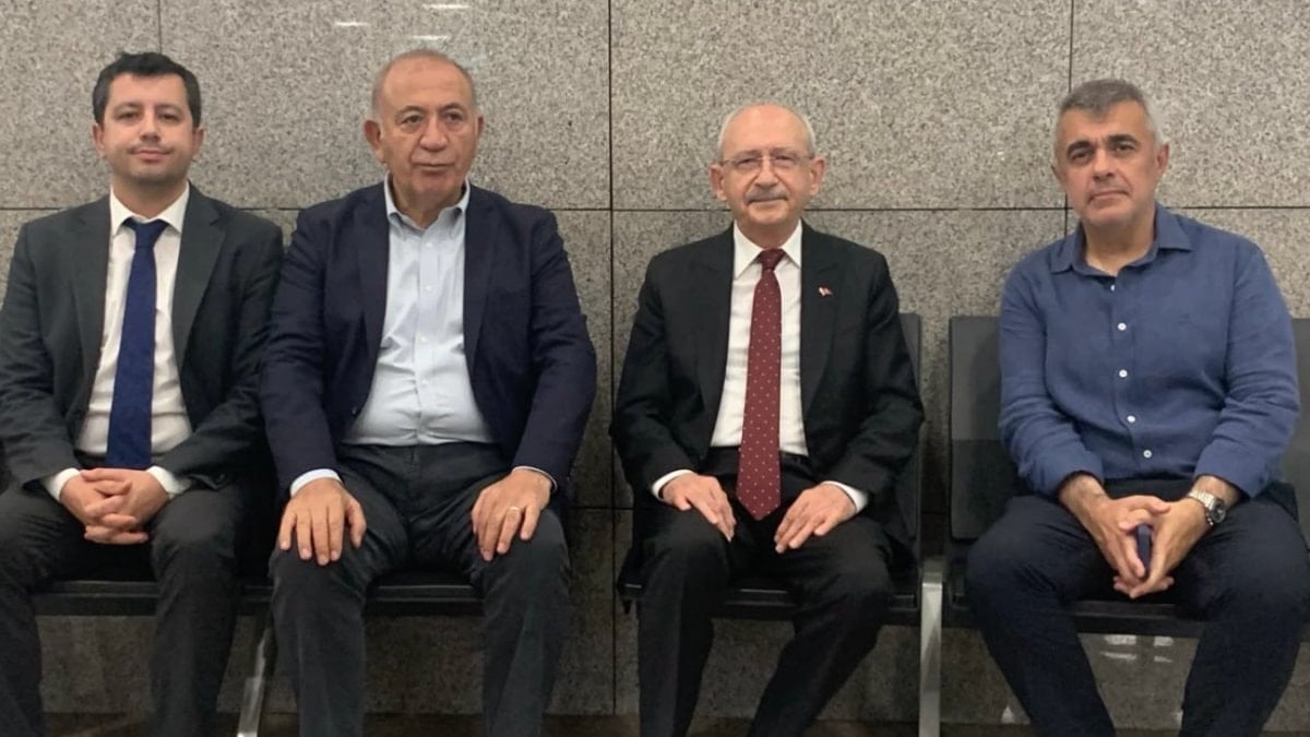 Kemal Kılıçdaroğlu, Deniz Göktaş’a destek için geldiği Çağlayan Adliyesi’nde yuhalandı