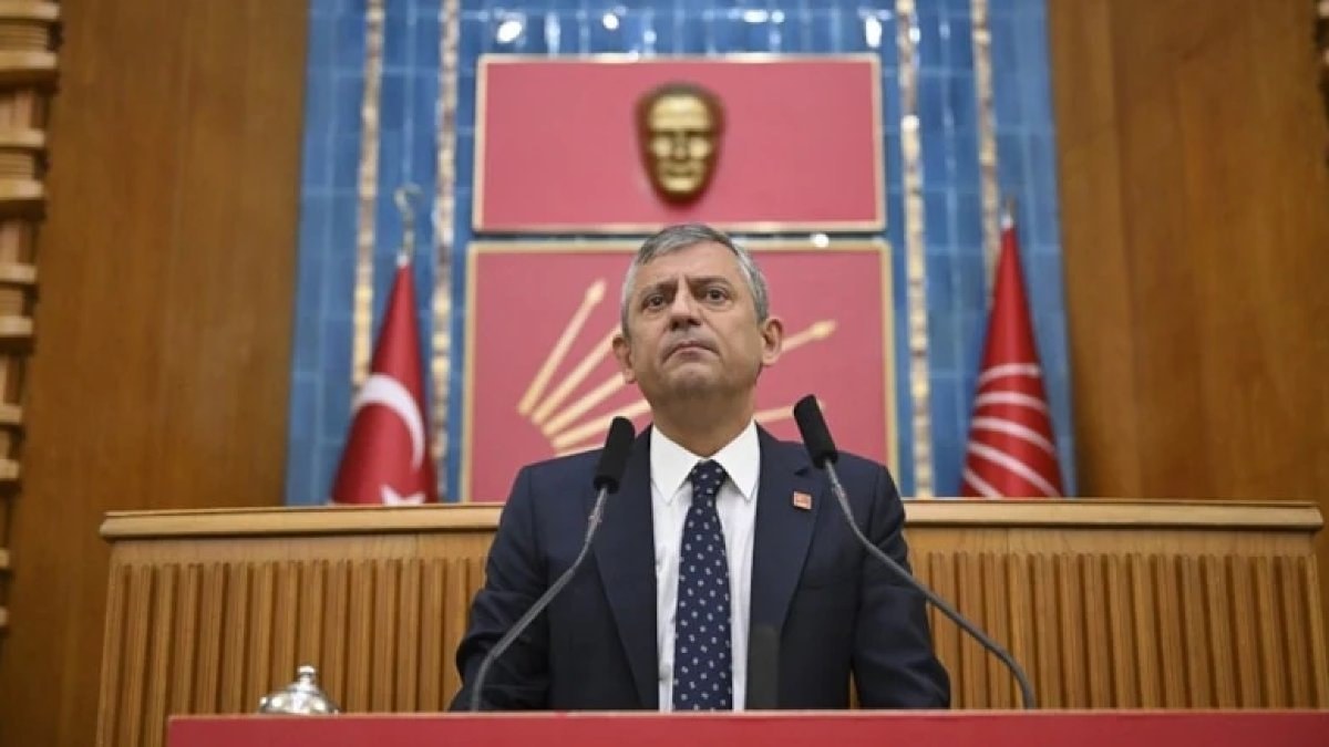 Özgür Özel ve milletvekilleri, saat 10.00’da CHP’den istifa edecek