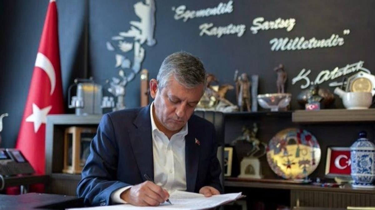 Özgür Özel’den istifa sonrası ilk paylaşım