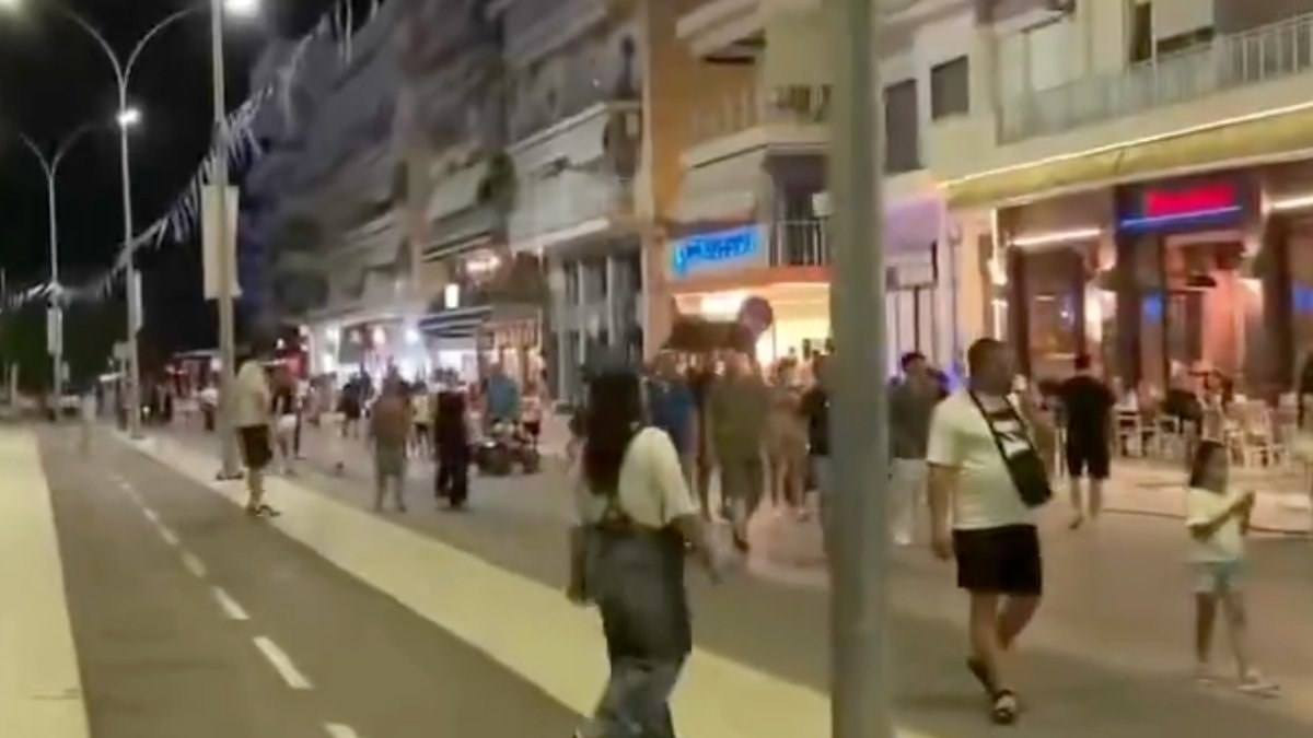 Türk turistlerin Yunanistan’a akını: Kafeler Türklerle dolu