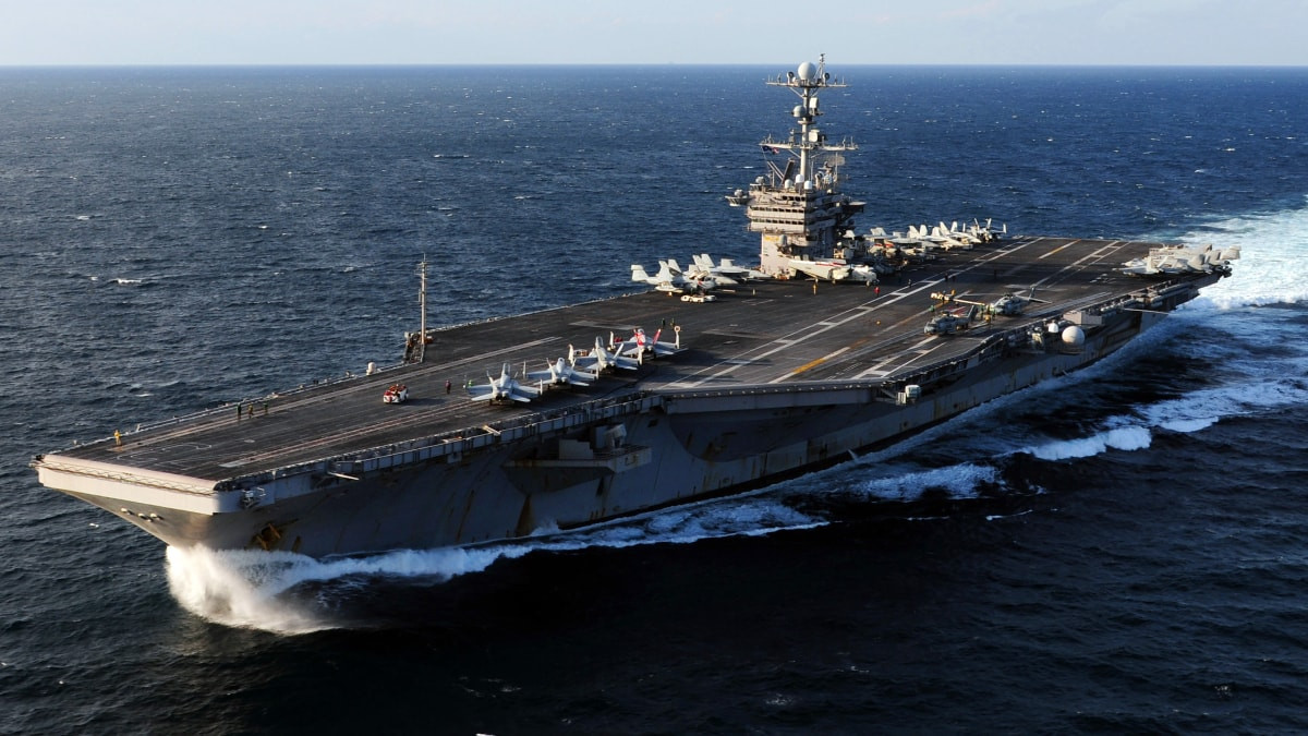 ABD, USS George Washington uçak gemisini Orta Doğu’ya konuşlandırdı
