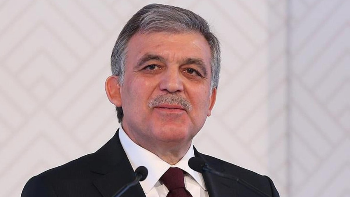 Abdullah Gül’den tebrik: Kürt meselesinin çözümünde yeni kapı açıldı
