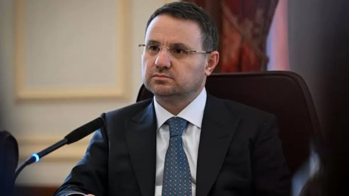 Akın Gürlek’ten kazada hayatını kaybeden Sena Aydın için taziye mesajı