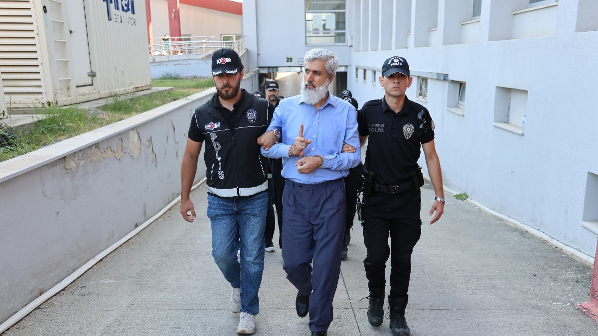 Alparslan Kuytul soruşturmasında 56 şüpheli adliyede