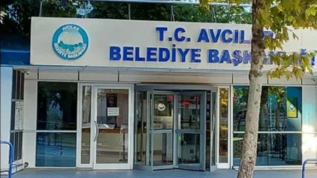 Avcılar Belediyesi’ne yönelik soruşturmada gözaltına alınan 12 şüpheli adliyeye sevk edildi