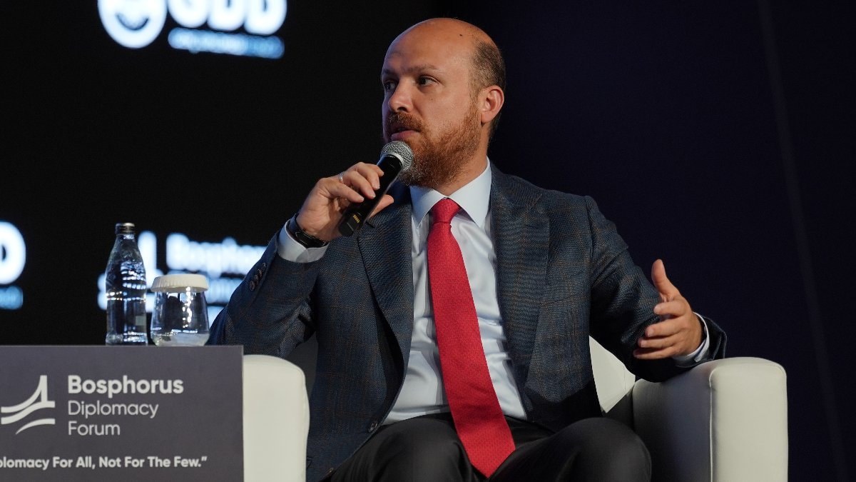 Bilal Erdoğan, gençlere eğitim diplomasisinin küresel rolünü anlattı