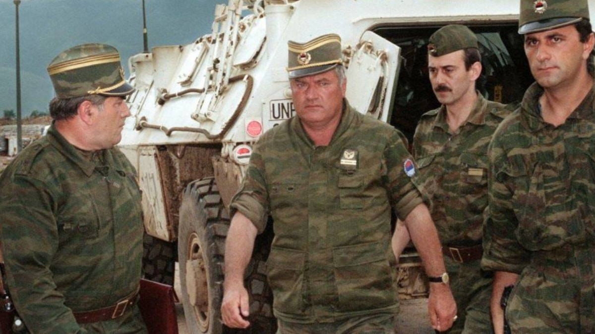 Bosna Kasabı Ratko Mladiç: Srebrenitsa Soykırımı’nın baş faili