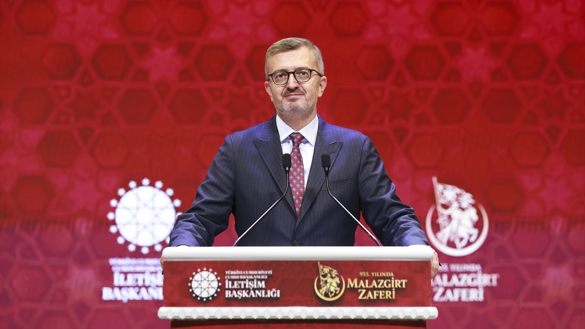 Burhanettin Duran: Türkiye’nin yürüyüşüne engel olamayacaklar