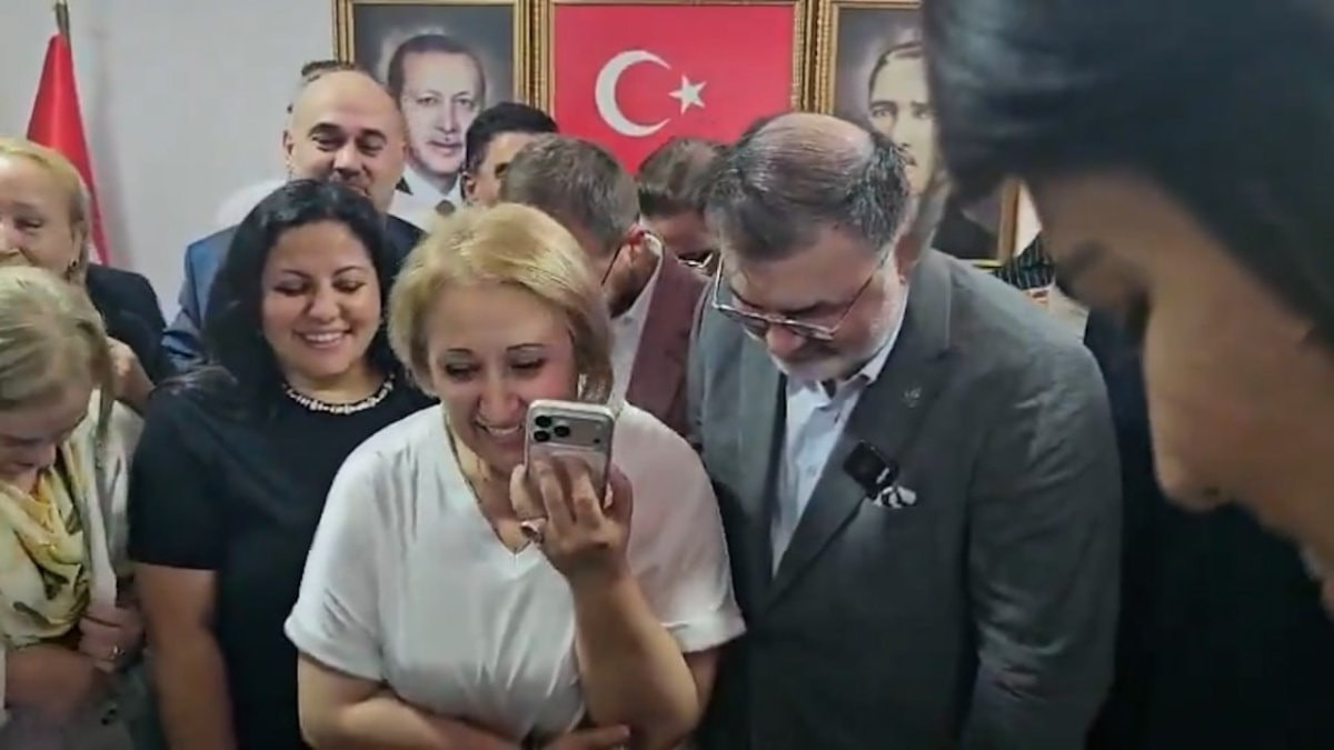 Cumhurbaşkanı Erdoğan’dan Menderes Belediye Başkanvekili seçilen Asuman Şen’e tebrik