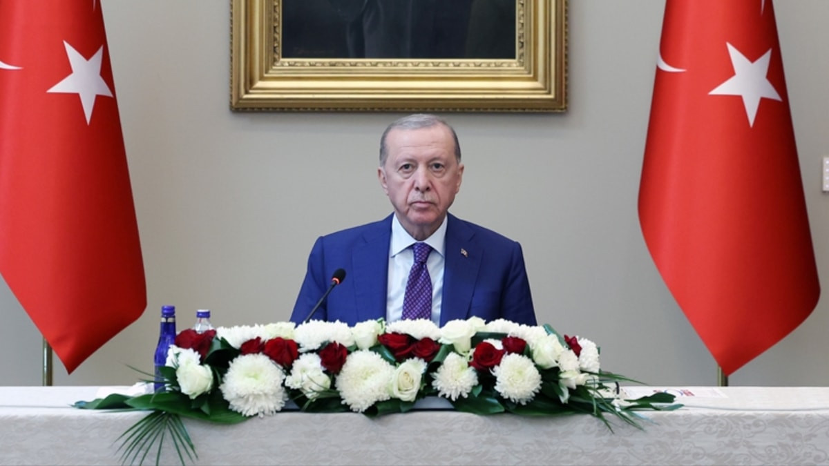 Cumhurbaşkanı Erdoğan’dan Netanyahu’ya: Siyasi olarak can çekişen kendini bilmez