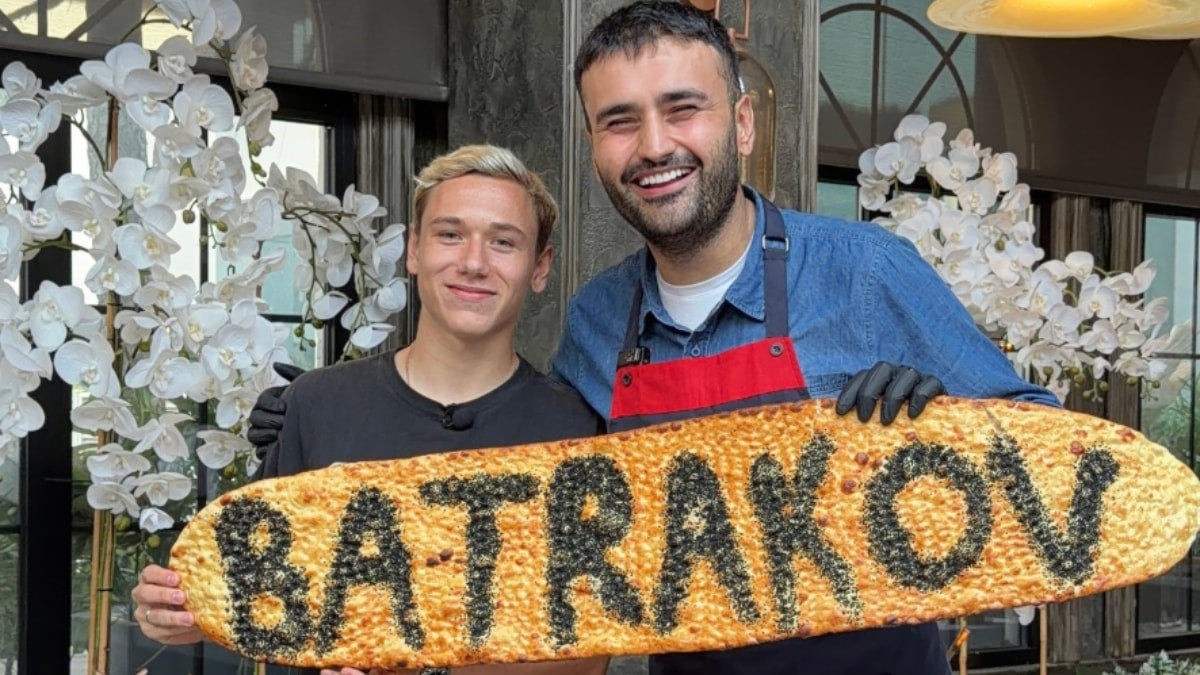 CZN Burak Aleksey Batrakov’u ağırladı