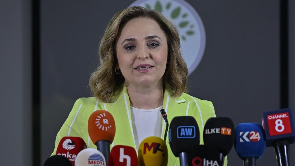 DEM Parti Sözcüsü: Bu imza ortak geleceğimiz için atılmış bir imzadır.