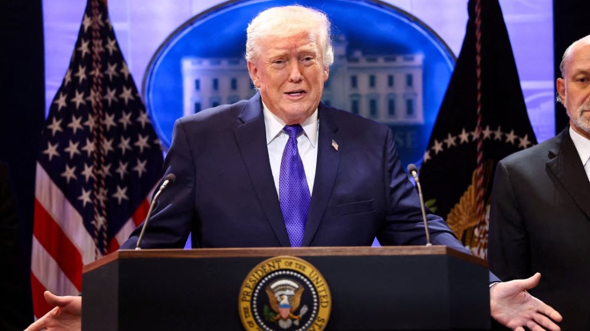 Donald Trump’tan İran’a Hürmüz Boğazı mesajı