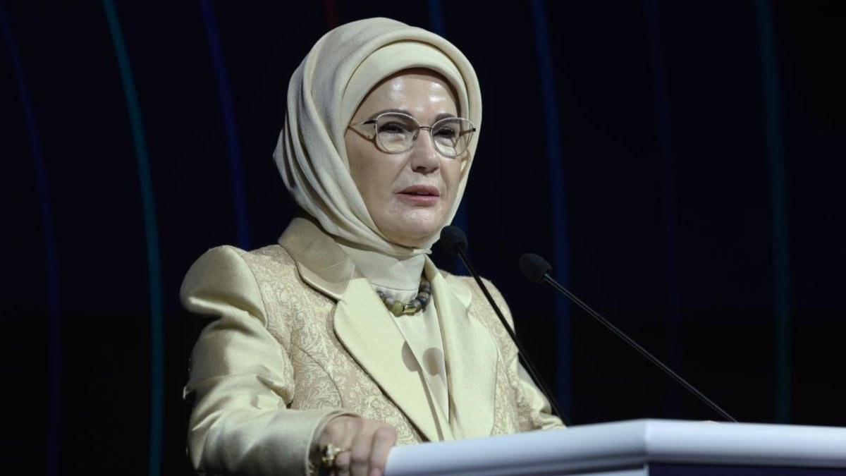 Emine Erdoğan’dan AK Parti’nin 25’inci yılına özel paylaşım