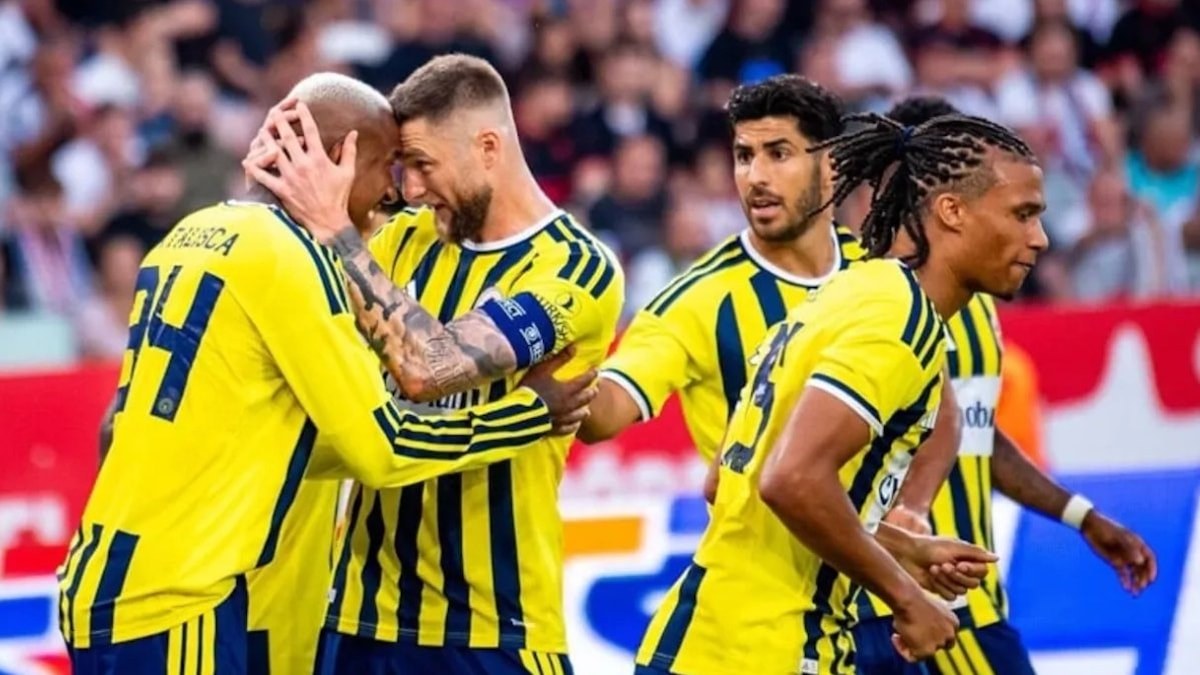 Fenerbahçe – Sturm Graz maçı canlı izle: Saat kaçta, hangi kanalda yayınlanacak?