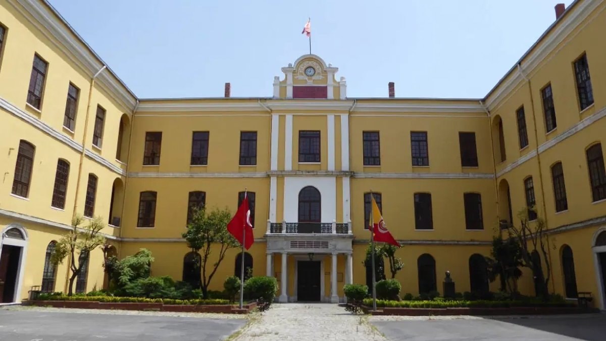 Galatasaray Lisesi’ne girişte yeni dönem: Sınav şartı getirildi