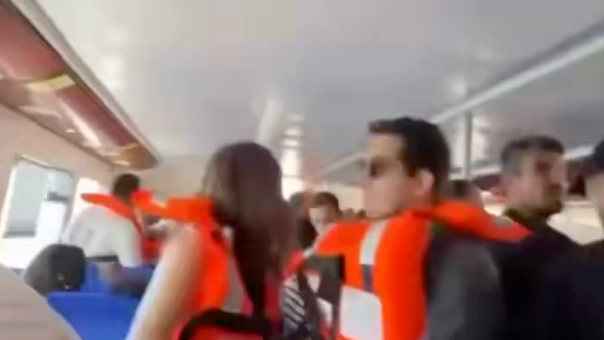 Girne açıklarında alabora olan yolcu gemisinin içinden görüntüler ortaya çıktı