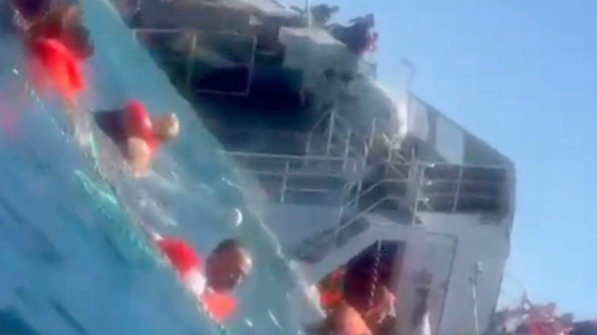 Girne açıklarında batan gemideki 23 kişiyi arama kurtarma çalışmaları sürüyor