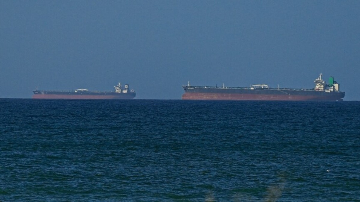Hürmüz Boğazı’nda tanker trafiği için ABD’nin gizli koridor oluşturduğu iddiası