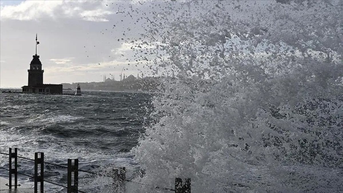 İstanbul’da hafta sonu kuvvetli rüzgar etkili olacak