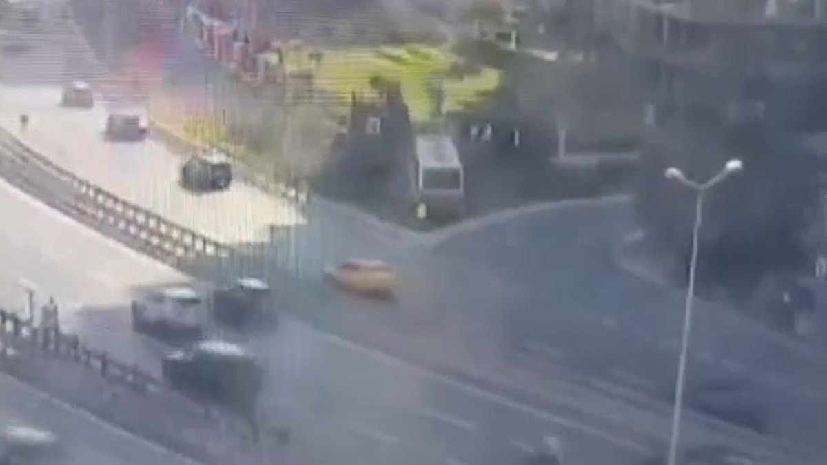 İstanbul’daki İETT kazasında otobüsün önündeki aracın sürücüsü gözaltına alındı