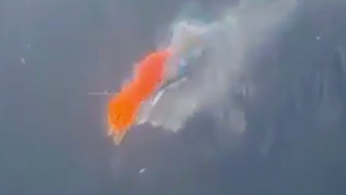 İtalya’da gyrocopter teleferik kablolarına çarptı: 2 kişi hayatını kaybetti