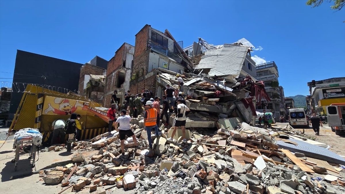 Kolombiya’da depremde ölenlerin sayısı 234’e çıktı