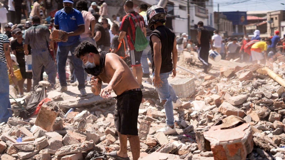 Kolombiya’daki 7.4’lük depremde 111 kişi hayatını kaybetti
