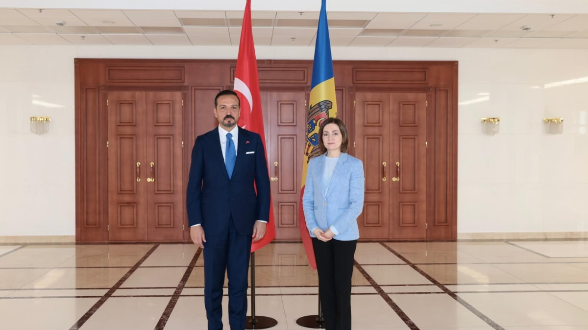 Kürşad Zorlu, Moldova Cumhurbaşkanı Maia Sandu’yu ziyaret etti