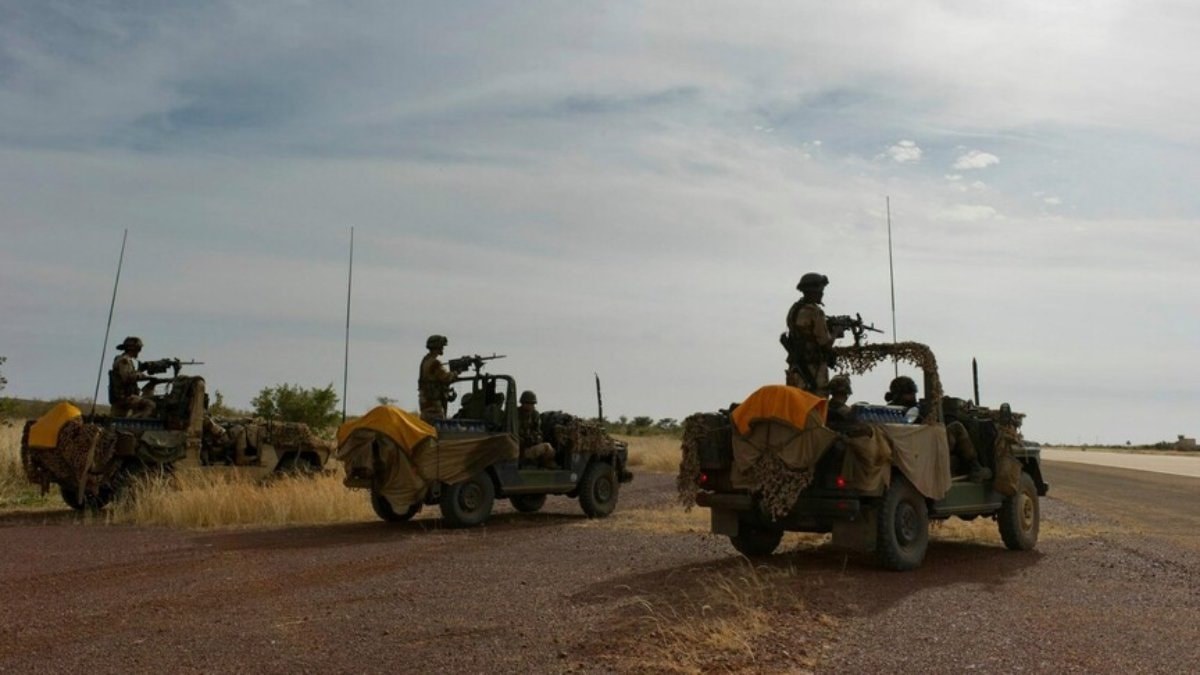 Mali’de askeri üsse saldırı: 50’den fazla terörist öldürüldü