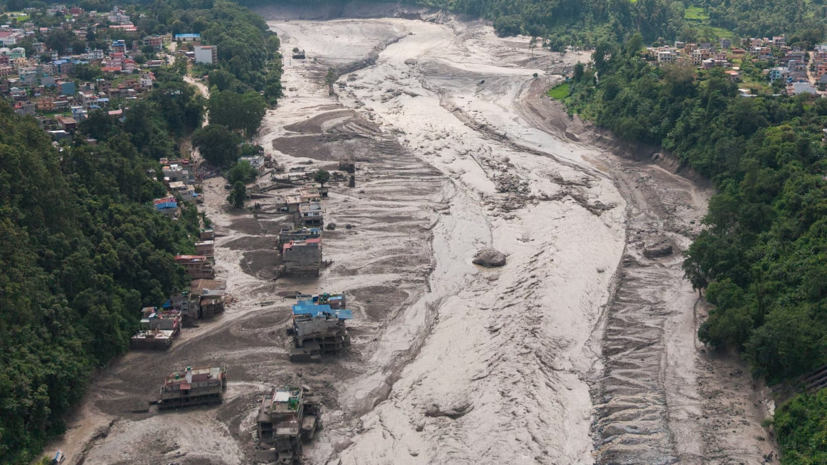 Nepal’deki selde hayatını kaybedenlerin sayısı 543’e çıktı