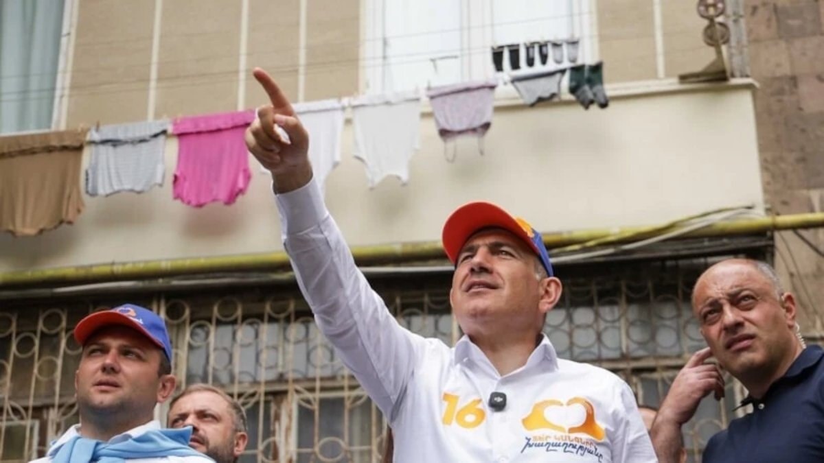 Paşinyan’ın yeni kabinesi onaylandı
