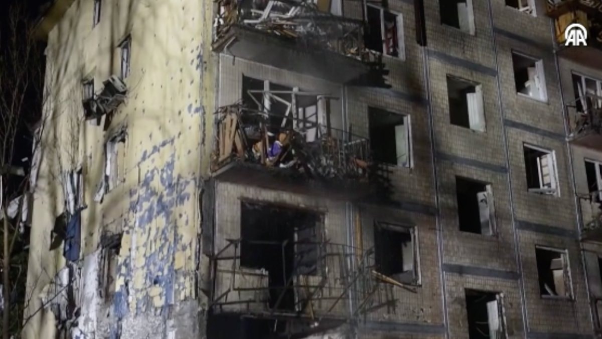 Rusya’nın Kiev’e düzenlediği hava saldırısında 9 kişi öldü, 28 kişi yaralandı