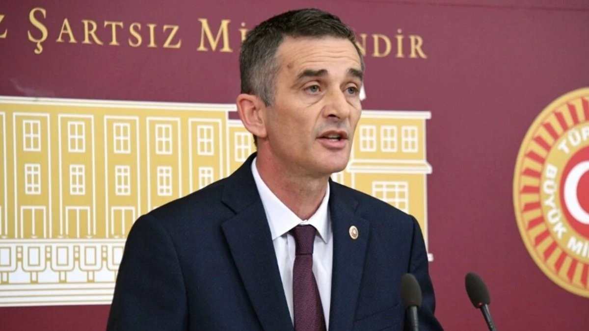 Sakarya Milletvekili Ümit Dikbayır, AK Parti’ye katılıyor
