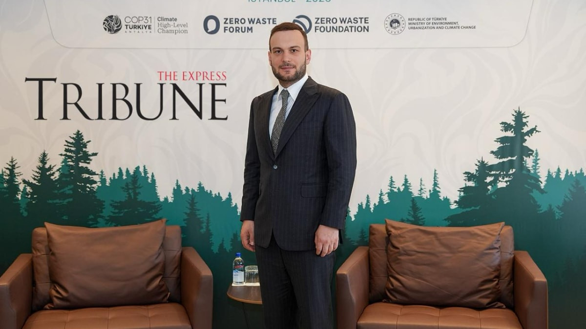 Samed Ağırbaş, Pakistan’ın En Büyük Gazetesi The Express Tribune’e Yazdı