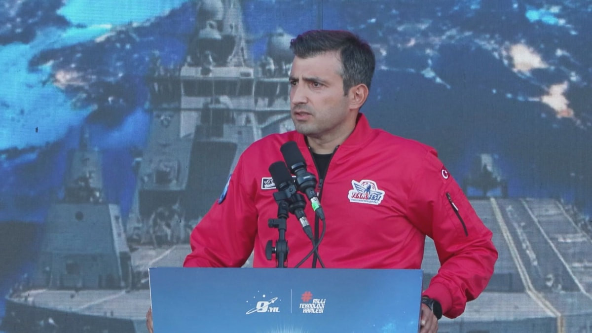 Selçuk Bayraktar: TEKNOFEST gençliği beklenendir