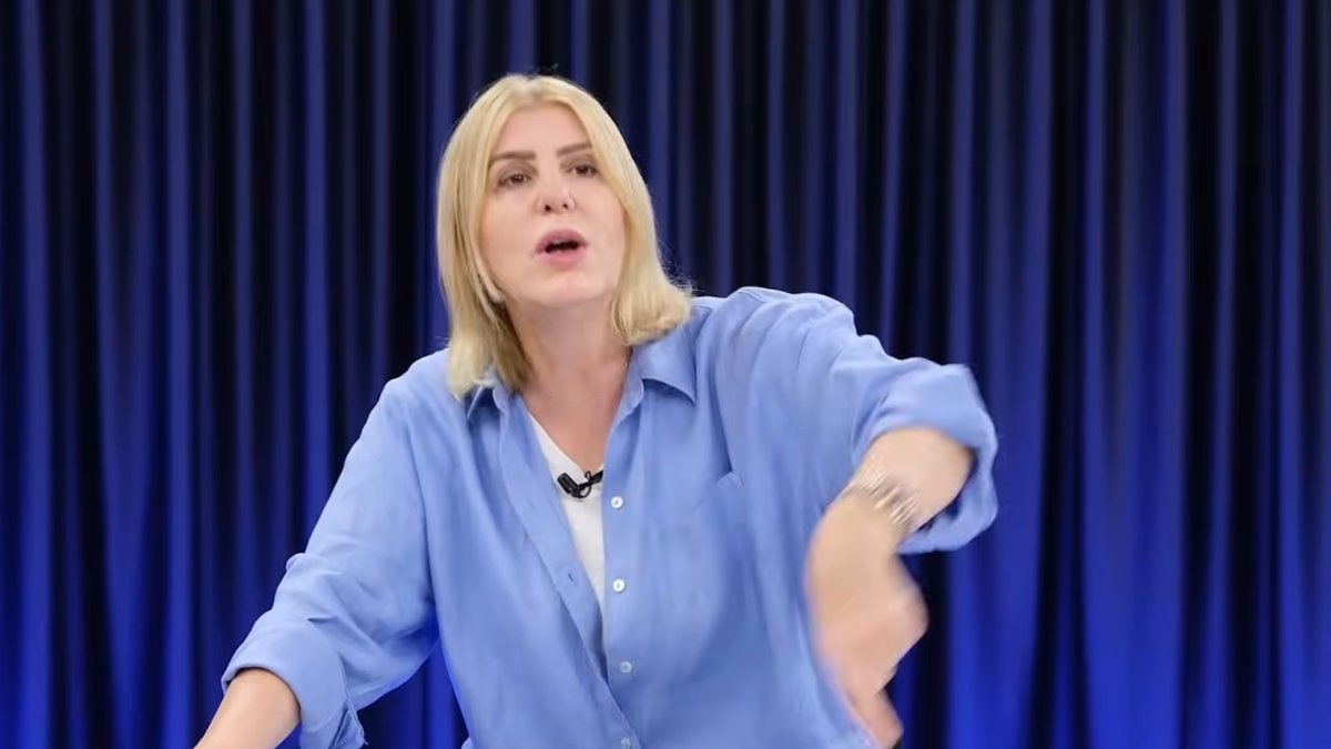 Sevda Türküsev, Bursa’da masaların üzerinde dans eden kadınları yorumladı