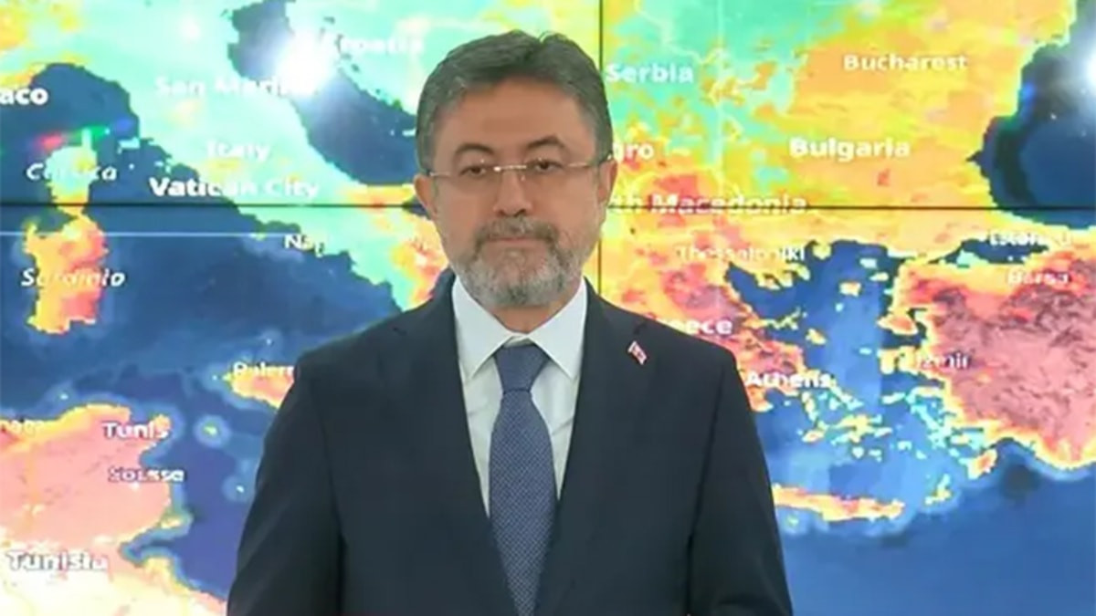 Tarım ve Orman Bakanı Yumaklı’dan üç bölge için orman yangını uyarısı