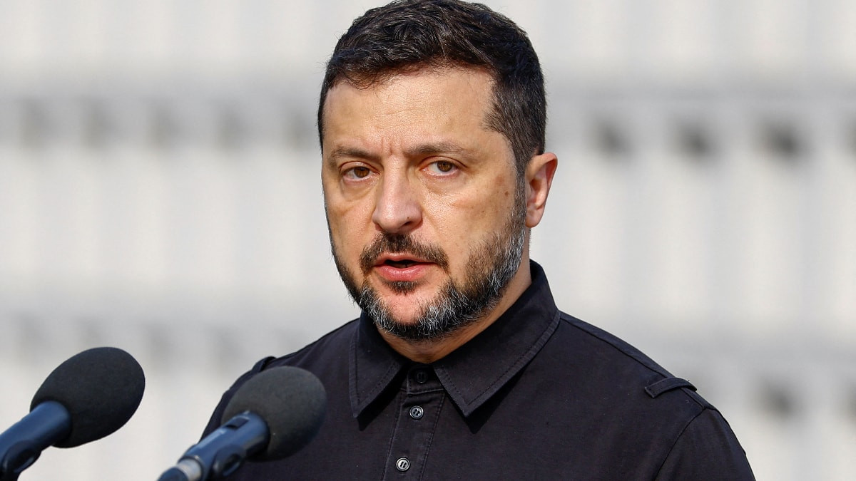 Vladimir Zelensky: Moskova’nın bel bağladığı füzeleri etkisiz hale getirmeliyiz