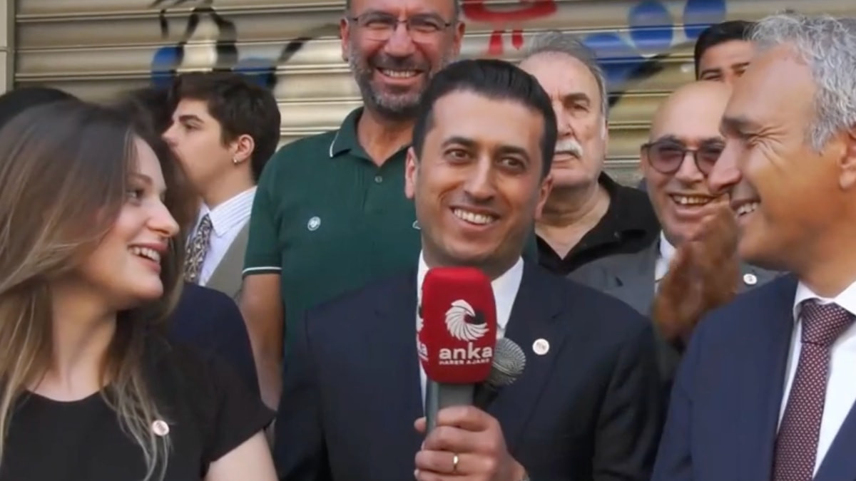 Yeni Parti Kadıköy İlçe Başkanı Caner Sarıtaş, partisini karıştırdı: İyi Parti iktidara hazır