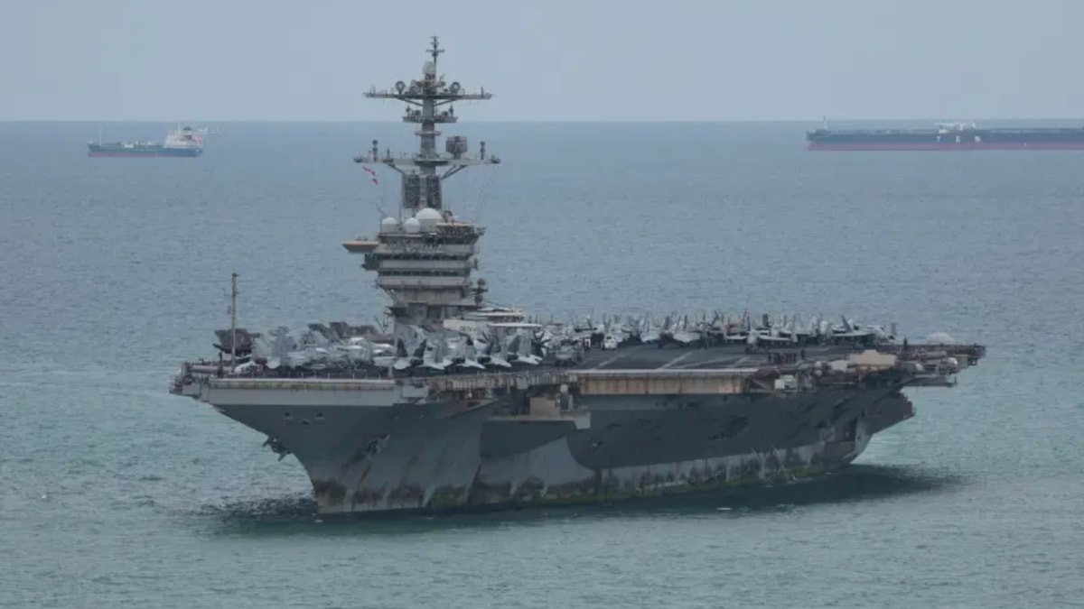 ABD’nin ‘USS Abraham Lincoln’ uçak gemisi Tayland’a demirledi