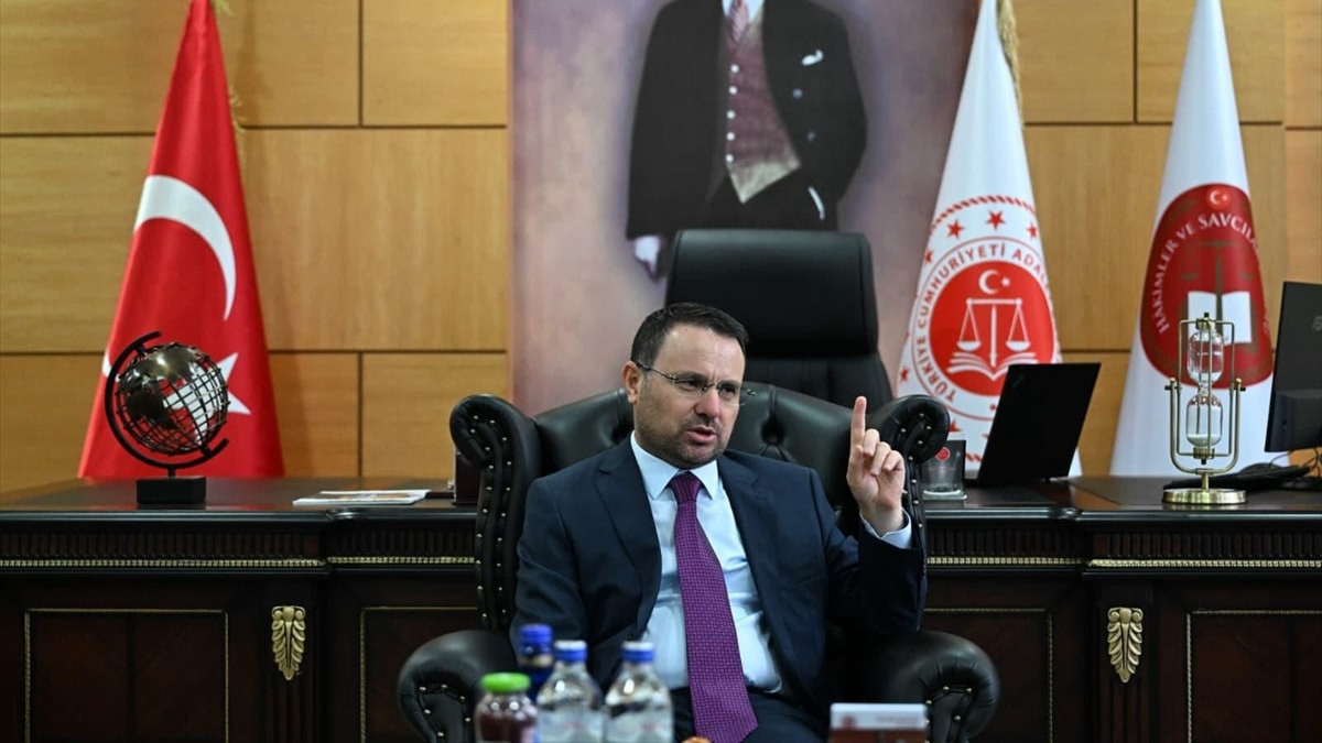 Akın Gürlek duyurdu: 135 Alo Adalet Hattı hizmete başladı