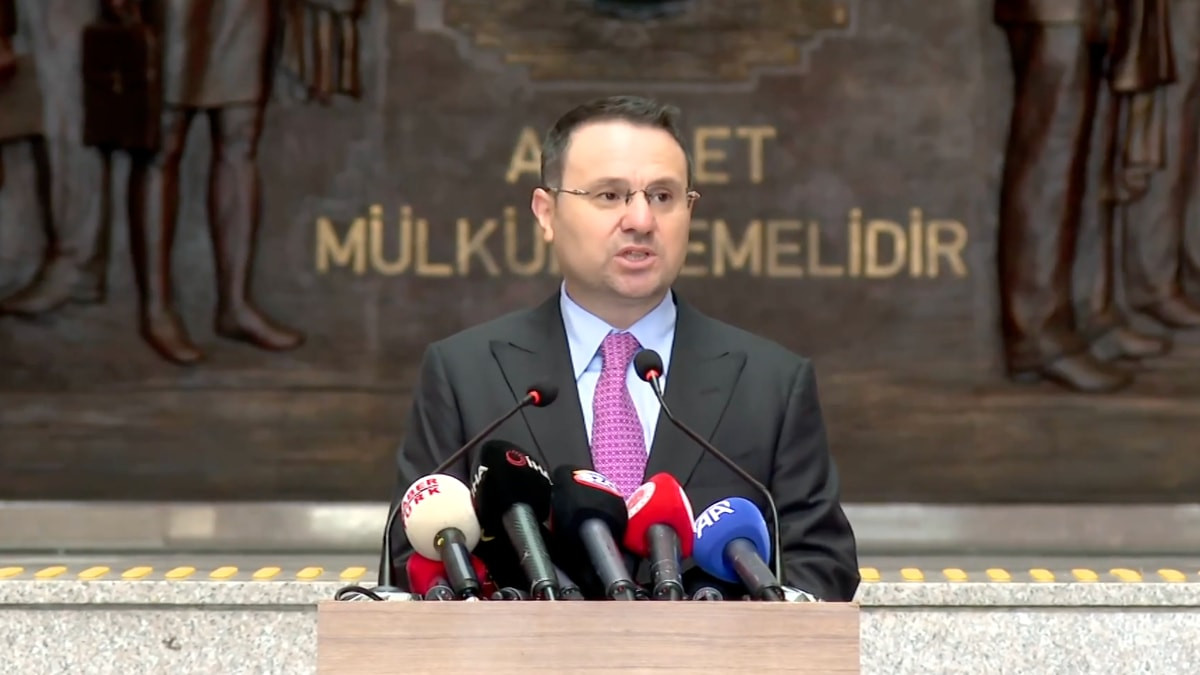 Akın Gürlek: Güçlü hukukun temelinde milletimizin adalete duyduğu güven bulunmaktadır