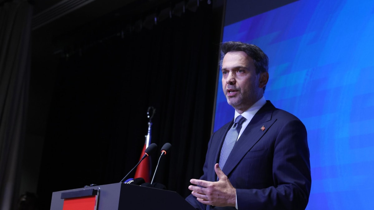 Alparslan Bayraktar, Azerbaycan’la enerji iş birliğinde yeni hedefleri anlattı