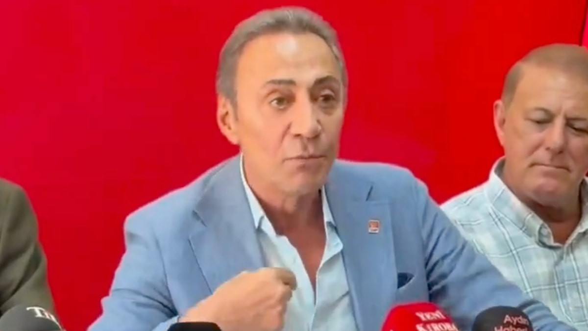 Berhan Şimşek, CHP MYK üyeliğinden istifa etti
