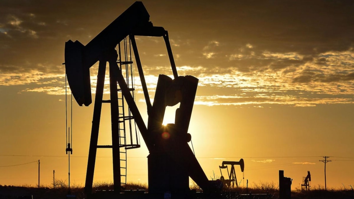 Brent petrolün varil fiyatı 100 dolara dayandı