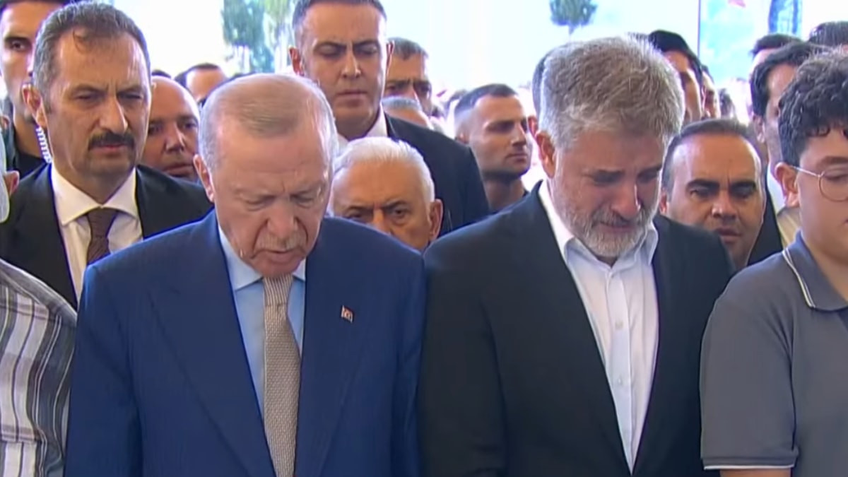 Cumhurbaşkanı Erdoğan, Abdulkadir Emin Önen’in kızının cenaze törenine katıldı