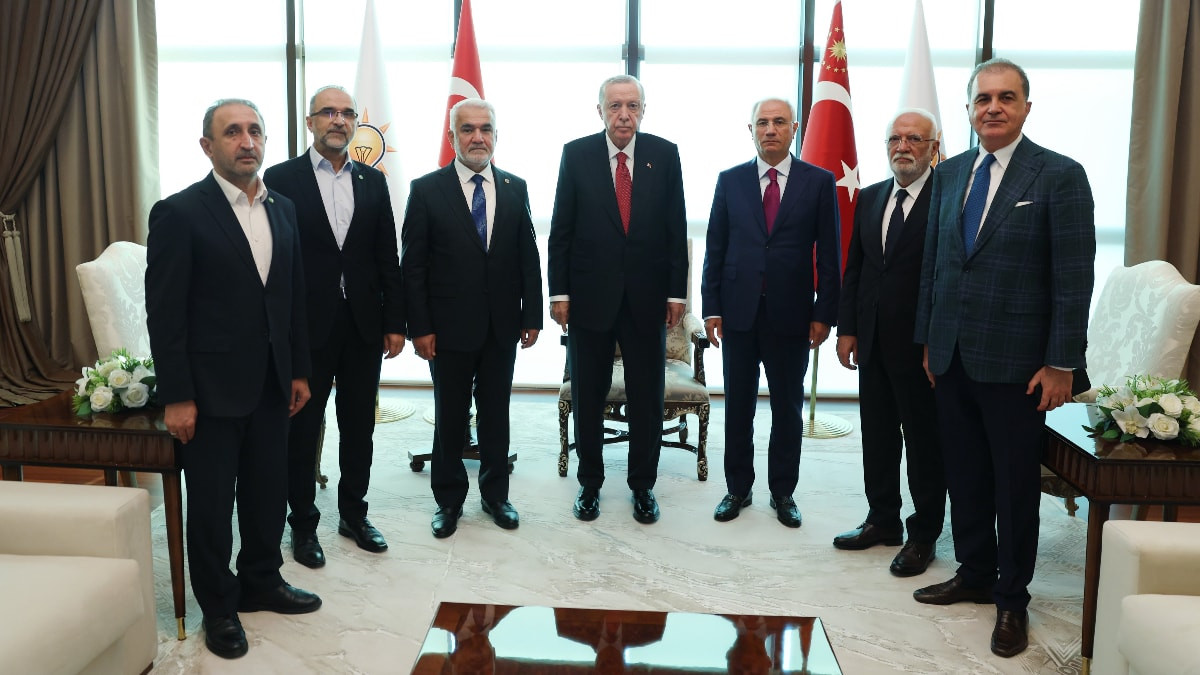 Cumhurbaşkanı Erdoğan, Zekeriya Yapıcıoğlu’nu kabul etti